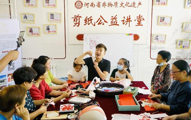 传承传播非遗青春力量大有可为